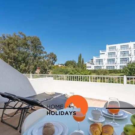 #255 Oura Cilla By Holidays *