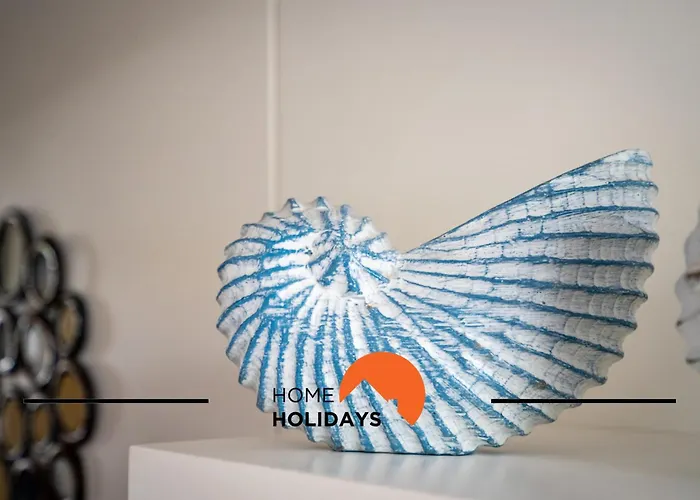 #255 Oura Cilla By Holidays アパート